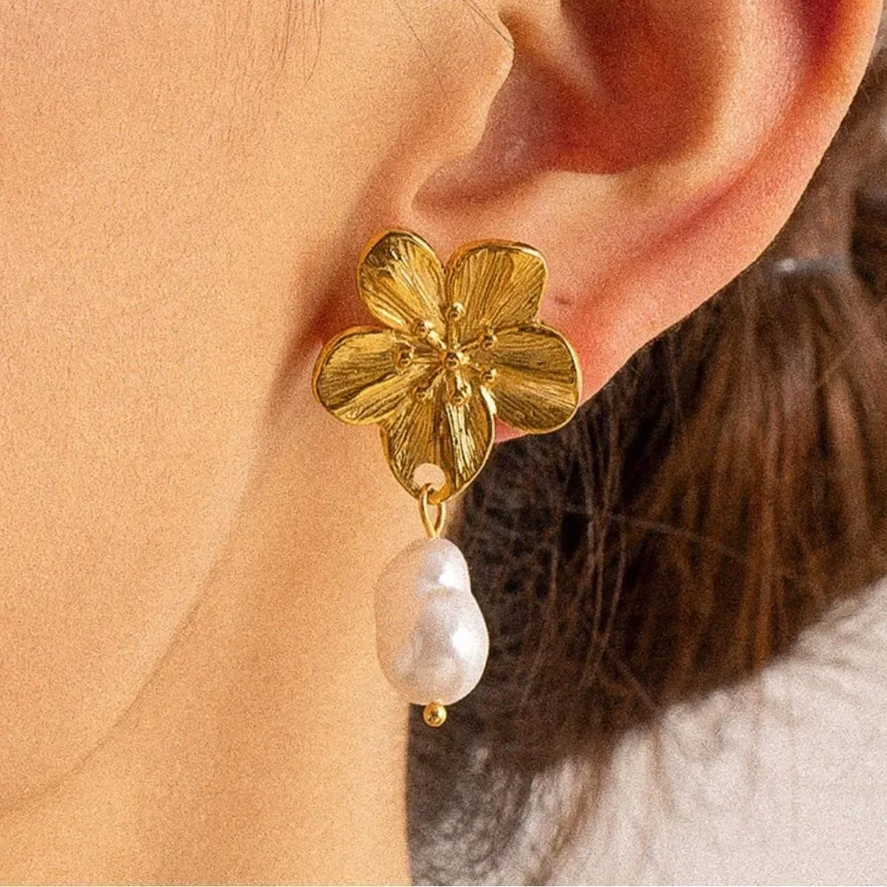 Statement drop earrings N478
